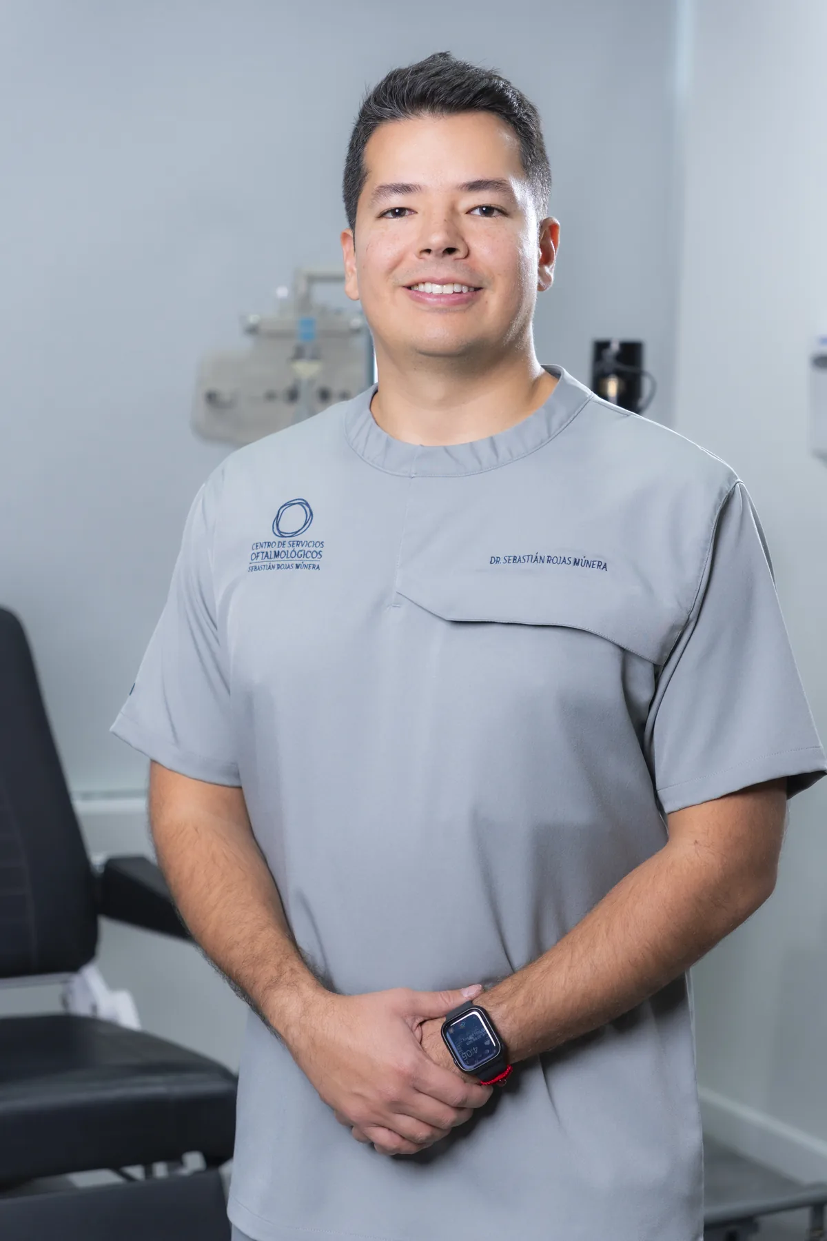 Dr. Sebastián Rojas Múnera, oftalmólogo y retinólogo